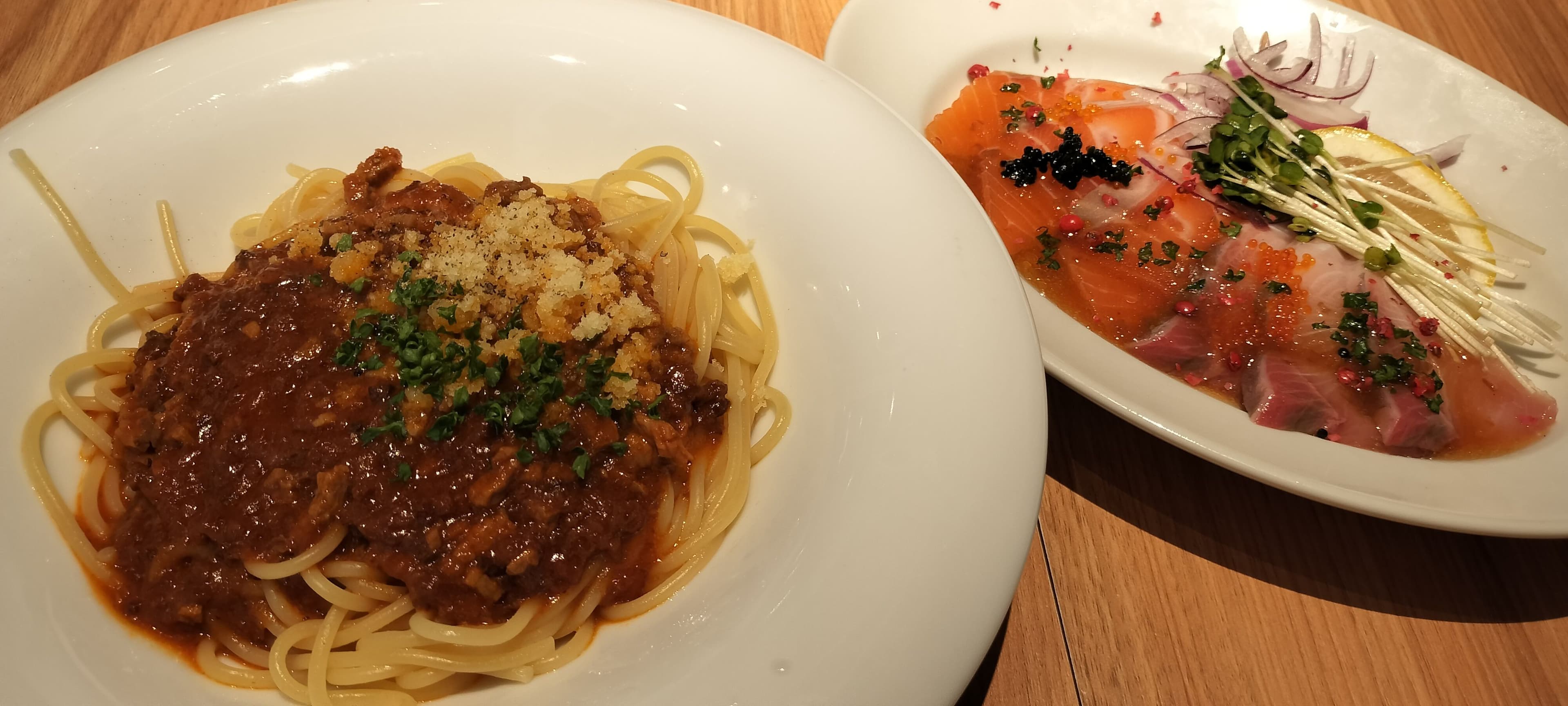 川崎まで足をのばして|ジラソノのパスタとボナパルトブルーのカフェ時間